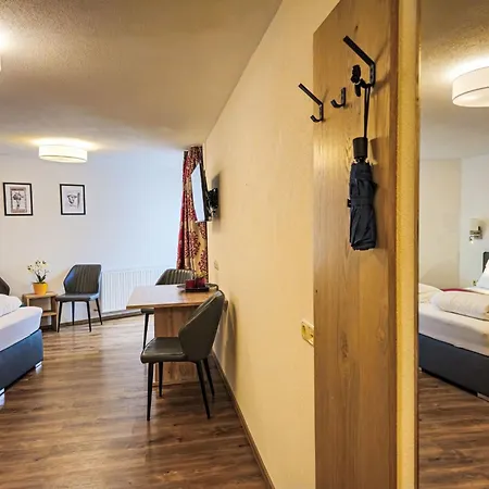 Apartamento Trisanna By Interhome
